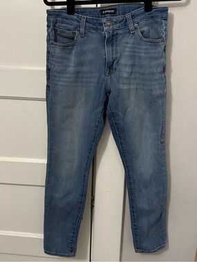Express Light Wash Skinny Jeans